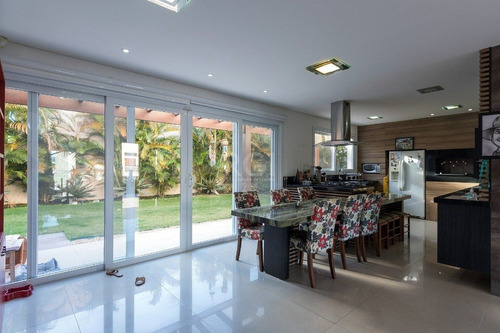 Casa Em Ipanema Com 3 Dormitórios - Lu431007