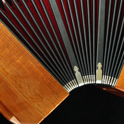 Imagem 4 de 7 de Bandoneon D'quandt - 142 Tons - Instrumento Novo