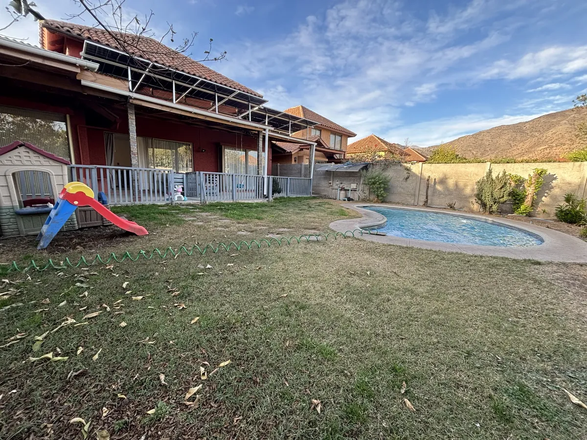 Imagen 4 de 27 de Ayres De Chicureo 4 Dormitorios, Piscina, Quincho Equipada.