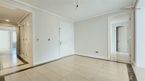 Imagen 12 de 26 de Departamento En Venta De 4 Dorm. En Vitacura