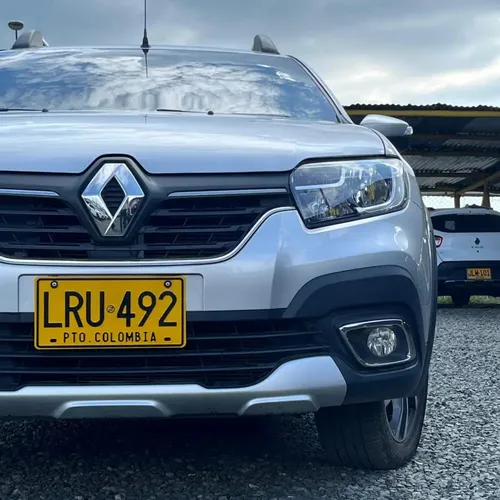 Renault Stepway INTENS MT 1.6CC 2023