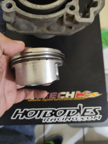 Cilindro Y Pistón Can Am Outlander 650 Xt Efi 06-10 (Usado)