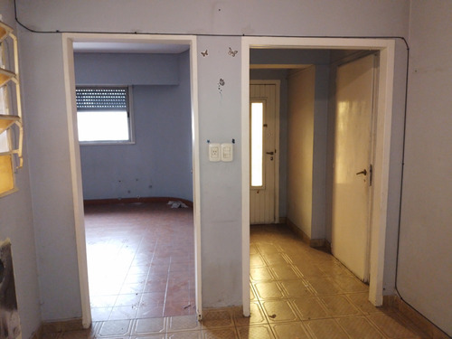 Venta Casa Valentín Alsina Con Cochera