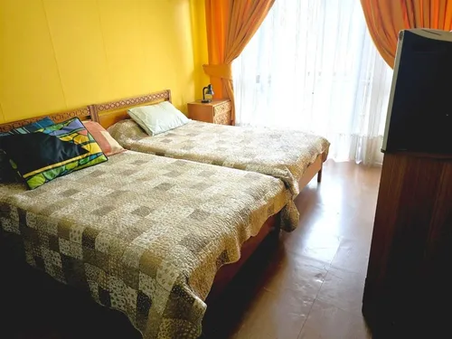 Departamento En Venta De 3 Dorm. En La Reina