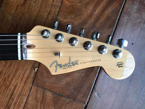 Fender Stratocaster American Standard 2011 (solo Contado)