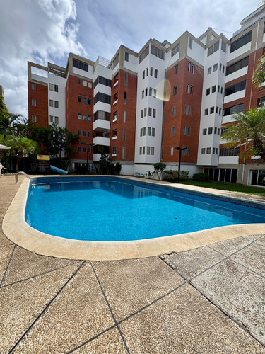 Apartamento En Venta En Los Samanes, 148 M2 Arf