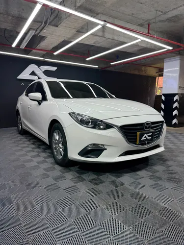 Mazda 3 2.0 Prime