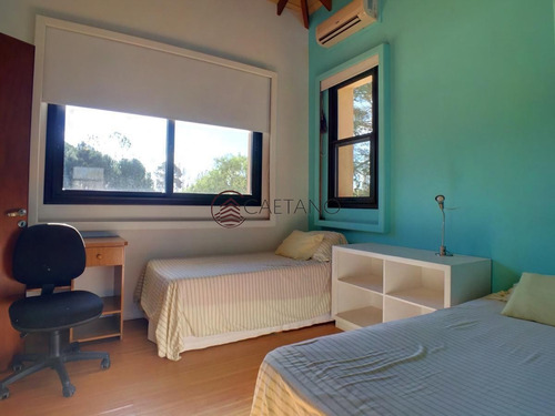 Moderna Y Amplia Casa En Barrio Privado-ref:1323