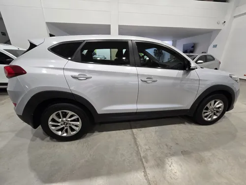 Hyundai Tucson 2.0 GI