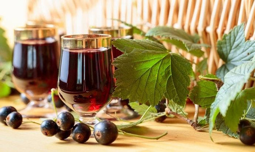 Imagem 3 de 3 de Licor Creme De Cassis Stock 720ml