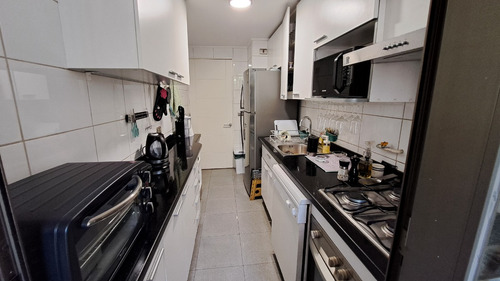 Amoblado, Full Equipado, Cercano Metro Manquehue, Impecable.