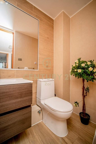 Departamento En Venta En Edificio Península