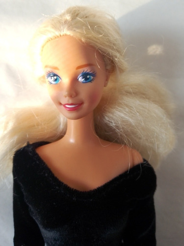 Muñeca Barbie, Mattel, Falda Azul Blusa Negra Vintage 90's (Usado)
