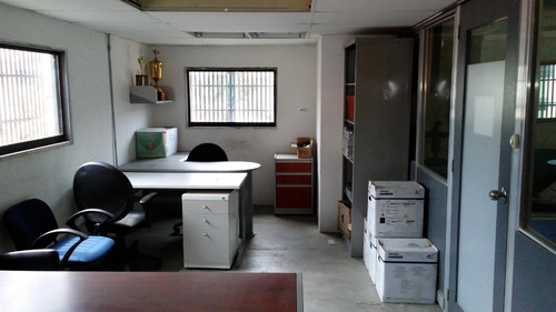 Imagen 3 de 11 de Se Vende Galpón Con Oficinas