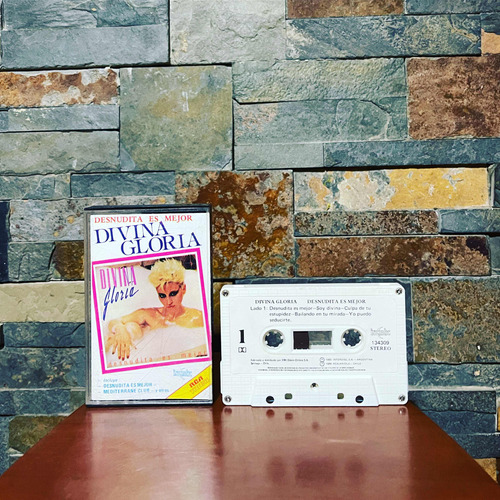 Cassette Divina Gloria  Desnudita Es Mejor (ed. 1986 Chi)