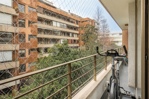 Departamento En Venta De 4 Dorm. En Vitacura