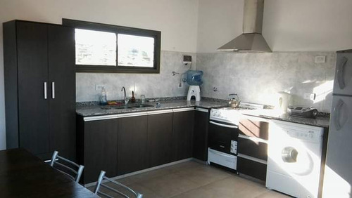 Imagen 5 de 14 de Dueño Alquila Casa Con Pileta Y Vista Al Lago Y La Ciudad