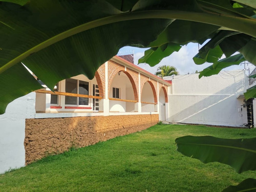 Imagen 1 de 14 de Casa En Privada En Vista Hermosa / Cuernavaca - Maz-1042-cp