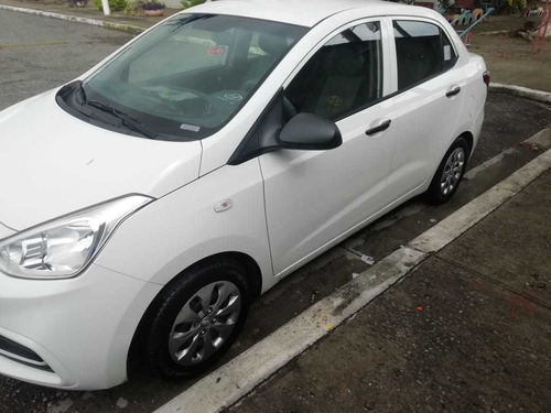 Hiunday I10 Sedan