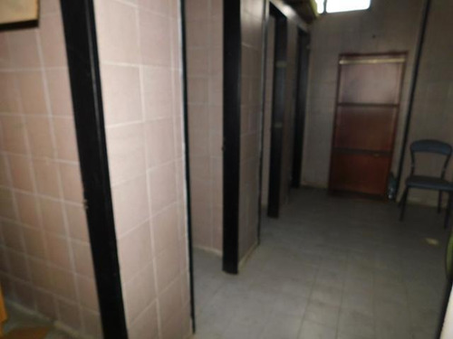 Local Comercial 1600 M2. A 200 Mts. Plaza San Justo
