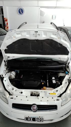 Imagen 3 de 12 de Fiat Idea Essence 1.6 16v