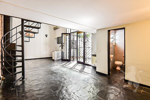 Imagen 4 de 18 de Hermoso Ph En Dúplex - 2 Ambientes - Patio - Reciclado Íntegramente - Palermo Viejo