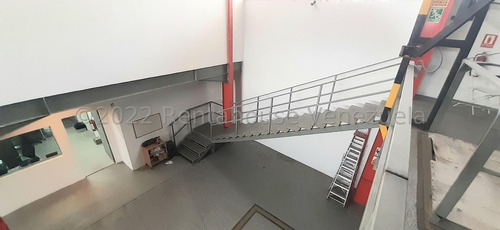 Imagen 6 de 30 de */* Edificio En Alquiler En Nueva Segovia Barquisimeto Lara, Venezuela. Contacto 0424-5197639. Cód. Flex 23-2953 $ 5500 1316 M² *sp*