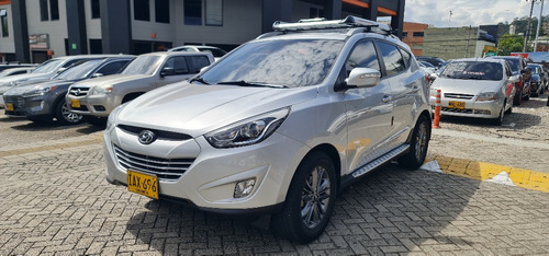 Hyundai TUCSON IX-35 2.0l 164 hp 4x2