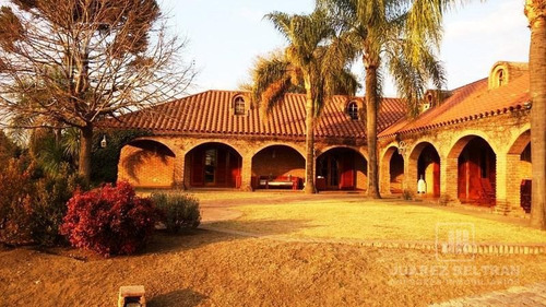Imagen 1 de 30 de Casa - Villa Allende
