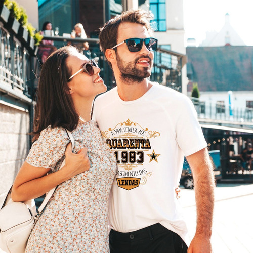 Camiseta Personalizada A Vida Começa Aos 40 - Em Poliéster