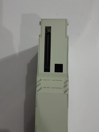 Módulo Schneider Electric 140dai54000. (Usado)