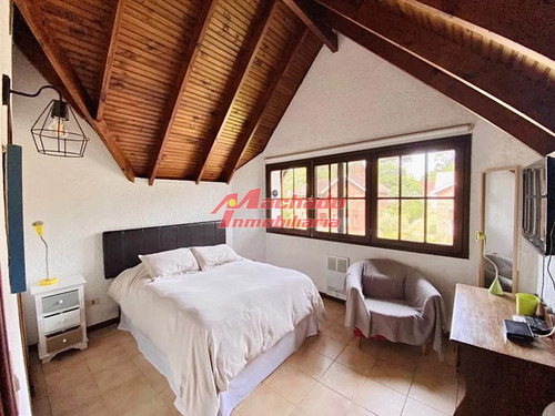 Cómoda Casa De 5 Dormitorios Y Piscina En Punta Del Este