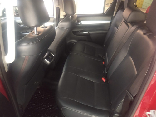 Imagem 8 de 14 de Toyota Hilux Srx 2.8 Turbo-diesel Aut 4x4 2016 - 89.684 Km