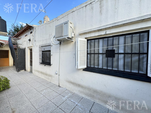 Venta Ph 2 Ambientes Con Patio En Villa Dominico