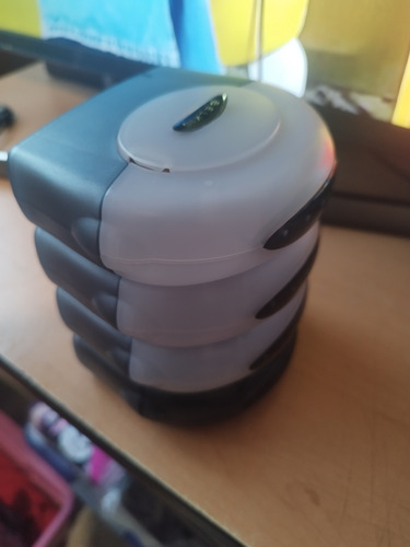 Belkin Usb Busstation F5u100-slv / Usb Adaptador Serie F5u11 (Usado)