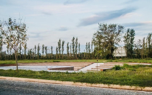 Venta De Terreno En Barrio Abierto Residencial Ribera De Andino