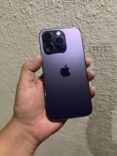 Apple iPhone 14 Pro (128 Gb) - Morado Oscuro Color Violeta (Usado)