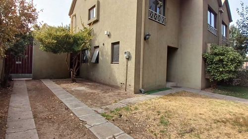 Arriendo Casa Santa Rosa De Huechuraba (90045)
