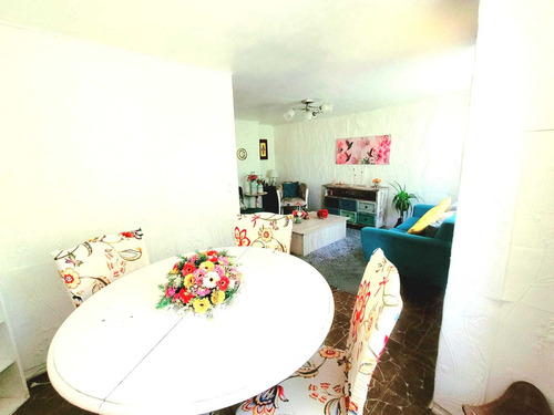 Venta Casa Villa Nocedal 4d 2b (75565)