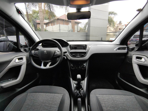 Peugeot 208 1.6 Active