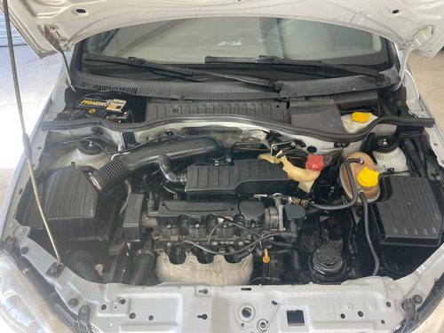 Chevrolet Corsa Sedan 1.8 Maxx Flex Power 4p