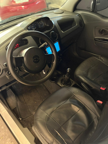 Chevrolet Spark 1.0 Sedan 5 Puertas