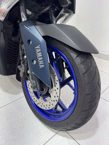 Xmax 250
