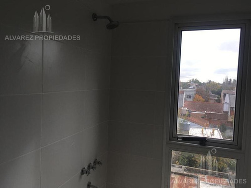 Imagen 25 de 30 de Departamento 2 Ambientes Venta Ituzaingó