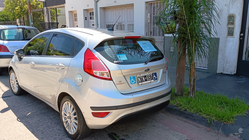 Ford Fiesta Kinetic 1.6 Se Plus Powershift 120cv