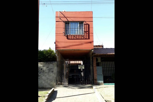 Departamento En Venta En Isidro Casanova