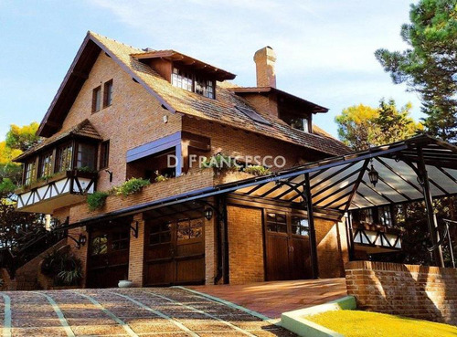 Venta - Casa De 7 Ambientes En Pinamar - Enorme Y Exclusiva