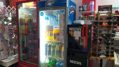 Imagen 4 de 12 de Maxikiosco Almacen Parque Chacabuco Vende L & L Group