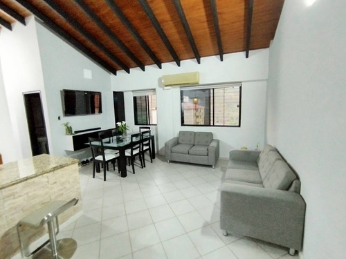 Tibisay Rojas Vende Apartamento En Residencias Alto Del Mirador.    Cod. 228017
