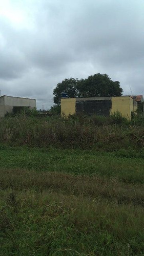 Terreno A 1300m Do Mar No Jardim Jamaica Em Itanhaém - 4551